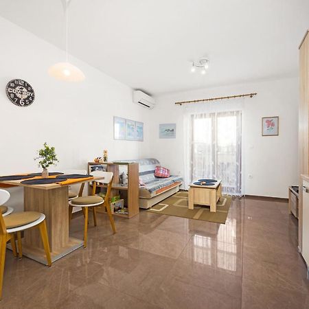Apartment Tania Póla Kültér fotó